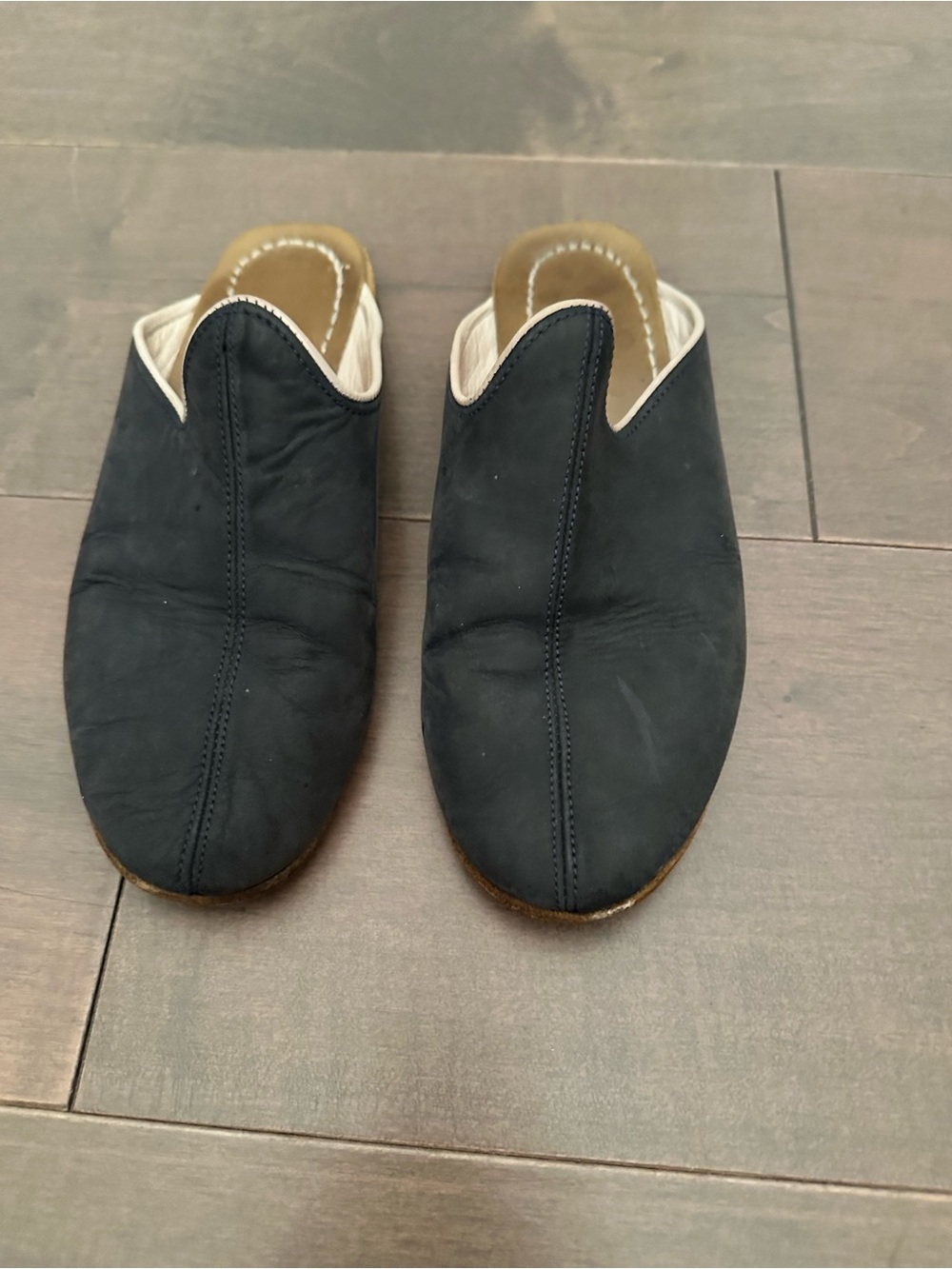 SABAH NAVY Slip-On Leather Mules